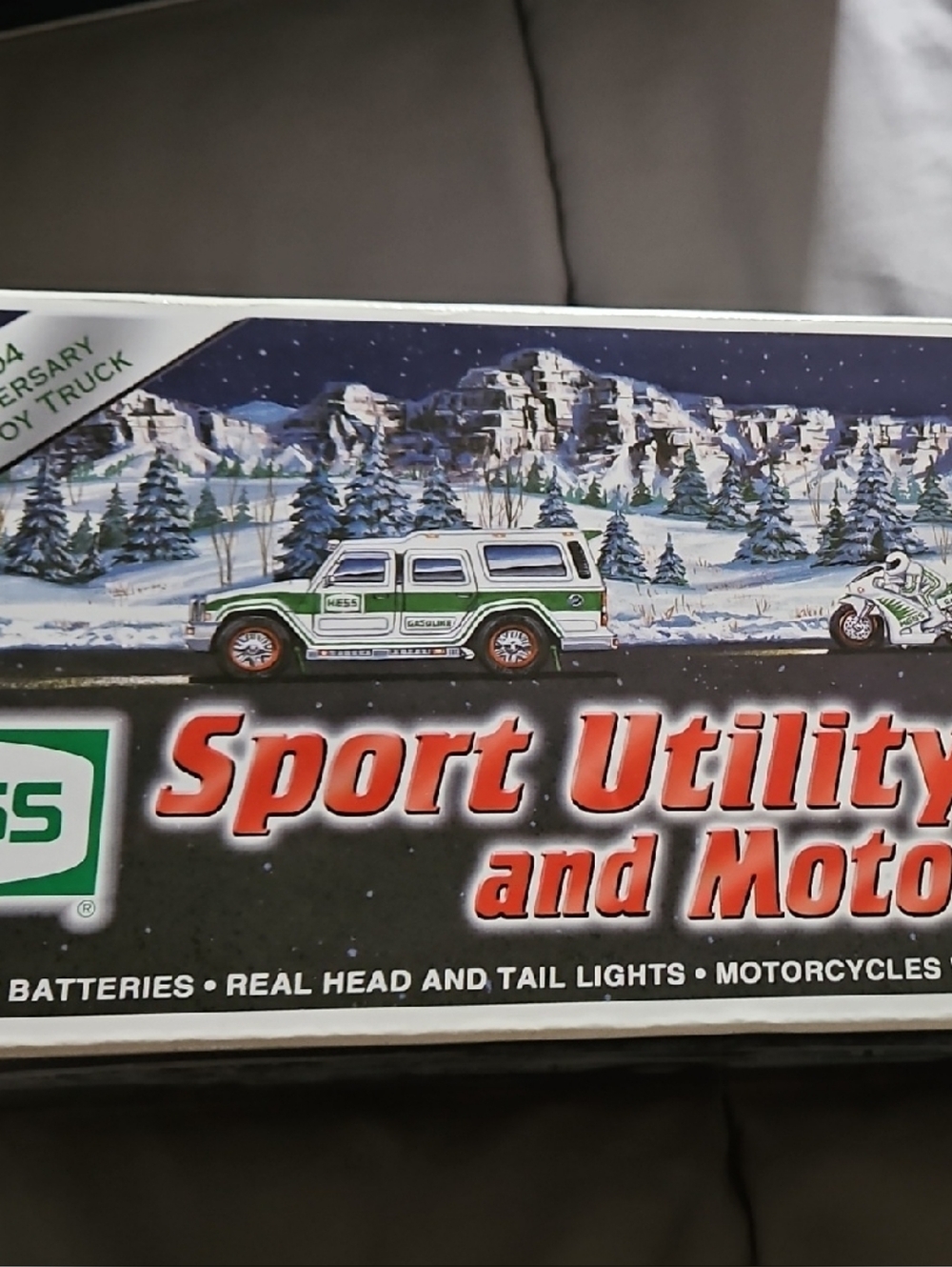 HESS 2004 Green Sport Utility Vehicle and Motorcycle Kids Toy Set